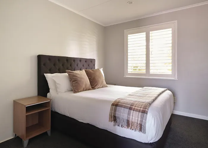 Suncourt Hotel & Conference Centre