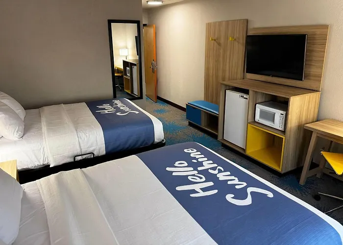 Days Inn By Wyndham Lincoln, Il Route 66