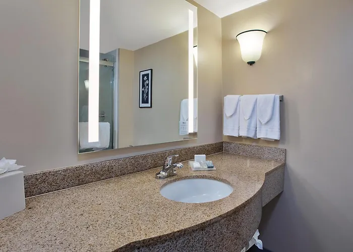 Hilton Garden Inn Chesapeake Greenbrier