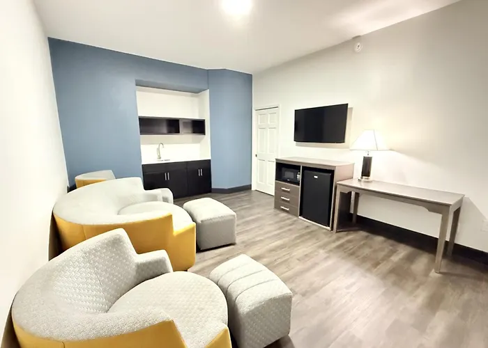 Baymont By Wyndham Tallahassee