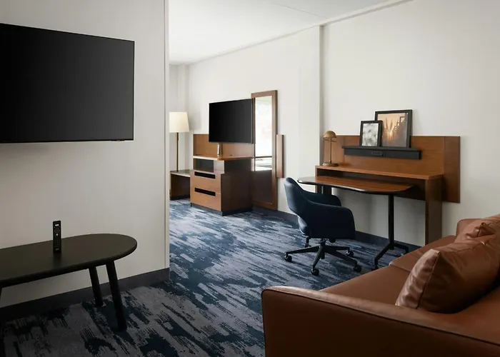 Fairfield Inn & Suites By Marriott Newark Liberty International Airport