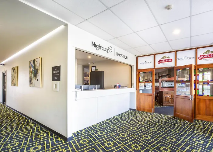 Burnie Central Townhouse Hotel