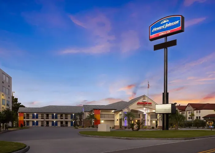 Howard Johnson By Wyndham Savannah Ga