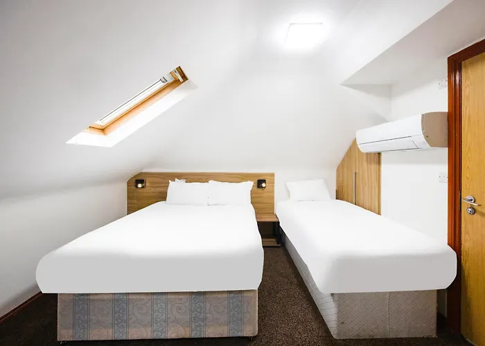 Arinza Hotel, London Ilford