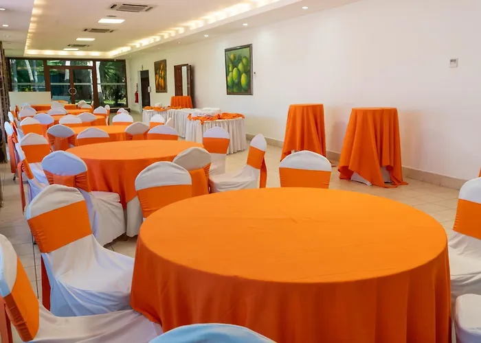 Best Western Las Mercedes Airport
