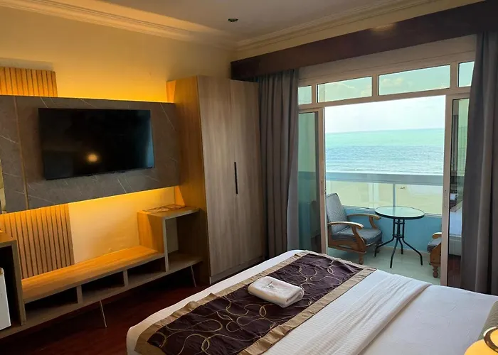 Mermaid Beach Hotel Llc