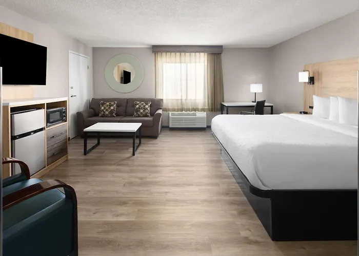 La Quinta By Wyndham Mansfield Oh