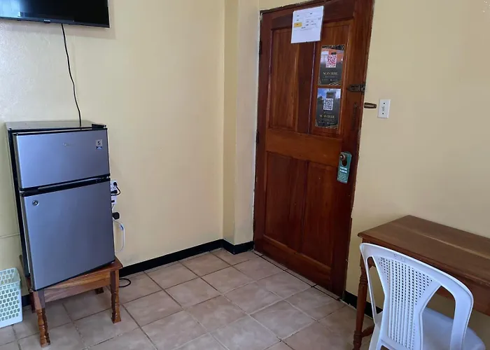Chaleanor Hotel