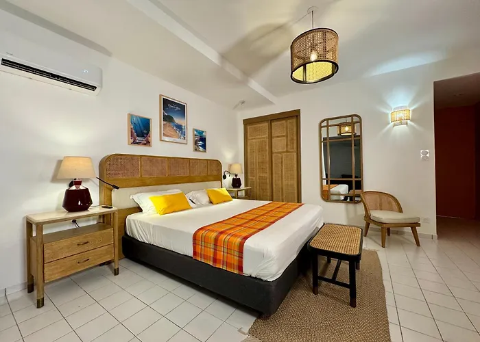 Residence Le Vallon Guadeloupe Parc Piscine Appartements & Studios