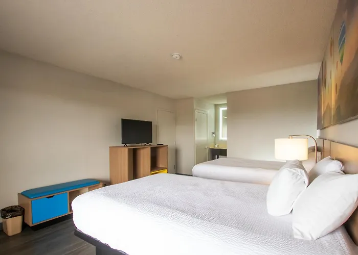 Days Inn & Suites By Wyndham Albuquerque North