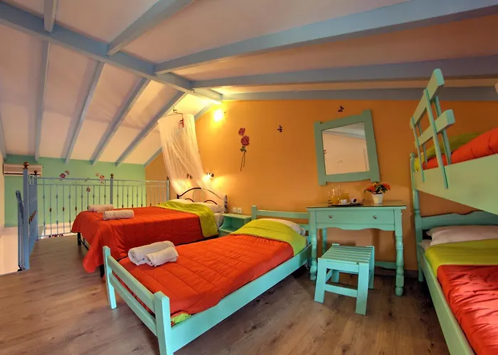 Villa Eleni Holidays Resort - With Pool Near The Beach
