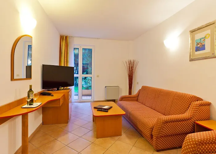 Villa Lovorka - Hotel Resort Drazica