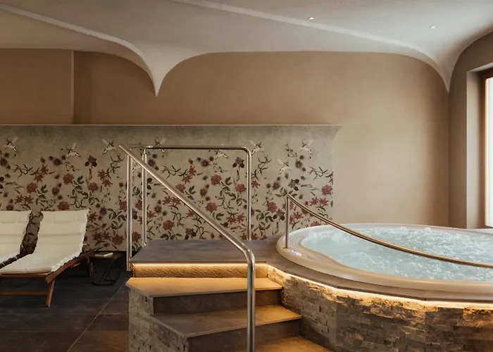 Laguscei Dolomites Mountain Hotel