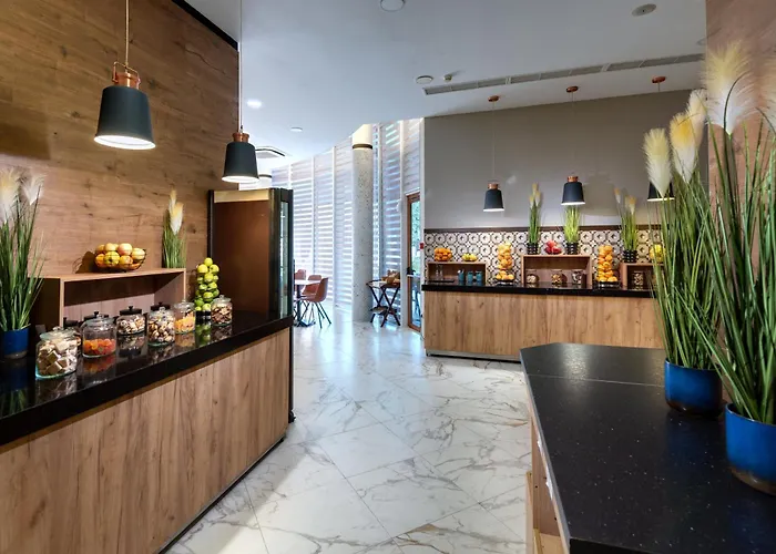 Best Western Plus Premium Inn