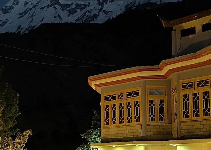 Hikal Guest House