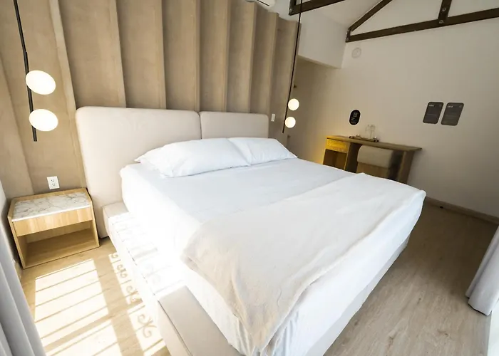 Viajero Cali Hostel & Salsa School