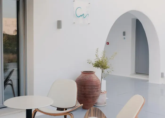 Crystal Mare Suites