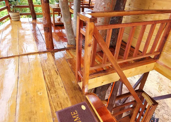 Jungle Bar Resto & Cottages