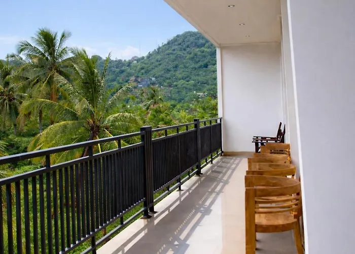 Grand Kuta Hotel Lombok - Pool - 43 Inch Google Tv - Strong 60Mbps Wifi - New Enhanced Management