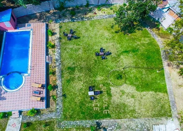 Hotel Jungle Palace Resort