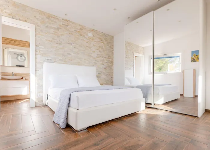 Hotel Lo Scoglio