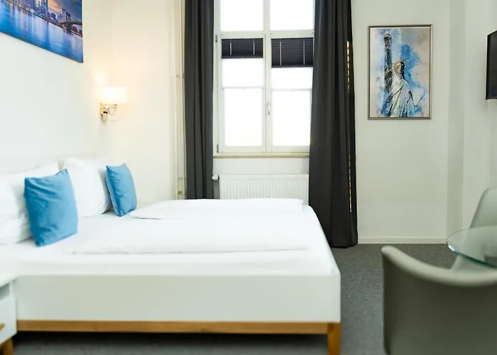 Best Boarding House - Self Check-in - Kostenfreie Parkplätze