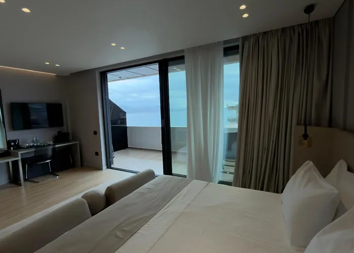Yacht Premium Hotel Sarandë