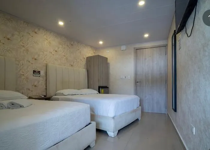 Oasis Hotel