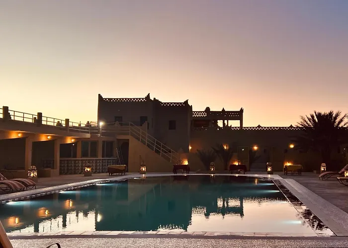 Hotel Camping Les Roses Des Dunes & Piscine