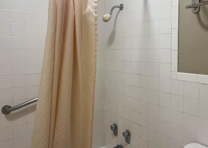 Motel 6 Victorville Green Tree Bvld