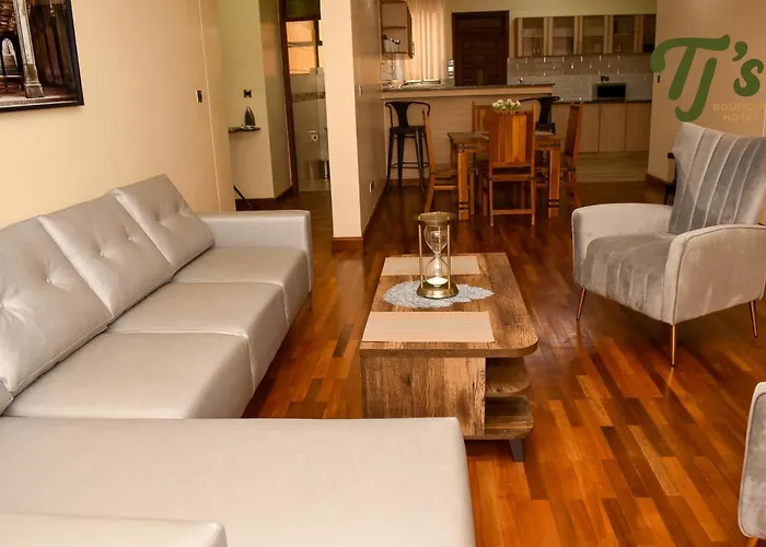 Tj'S Boutique Hotel