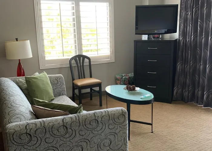 Great Location Studio Pool/Lake View Orlando I-Drive