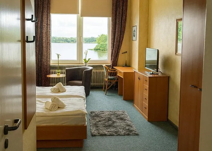 See Schlosshotel am Kellersee