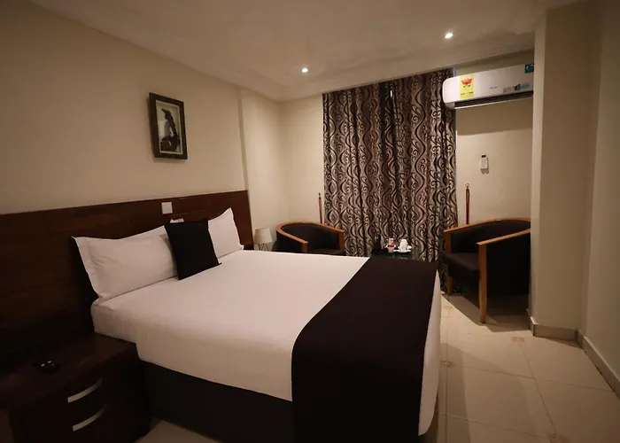 Airport West Hotel
