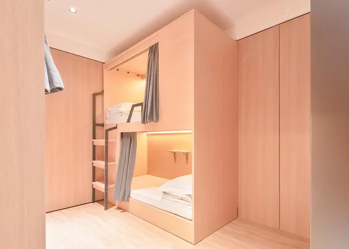 Dayin Serene Garden Hotel -People'S Square & Nanjing Road-Large Social Area -Bar -Cafe -Gym -Free Laundry Luggage Storage -24H Front Desk-English Service