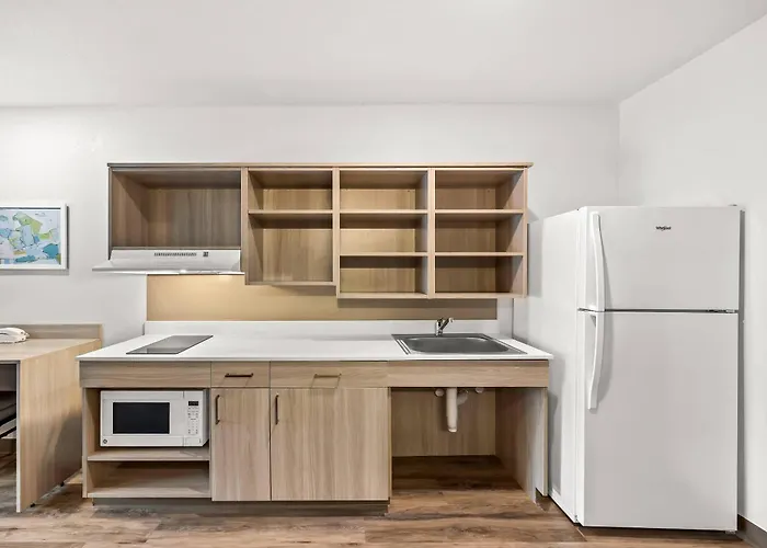 Woodspring Suites Jackson Hub City