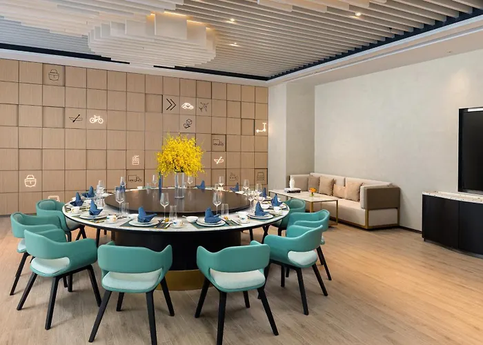 Holiday Inn Shanghai Pudong Airport, An Ihg Hotel
