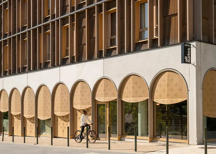 All Suites Hôtel - Paris Pleyel - L'Île Saint Denis