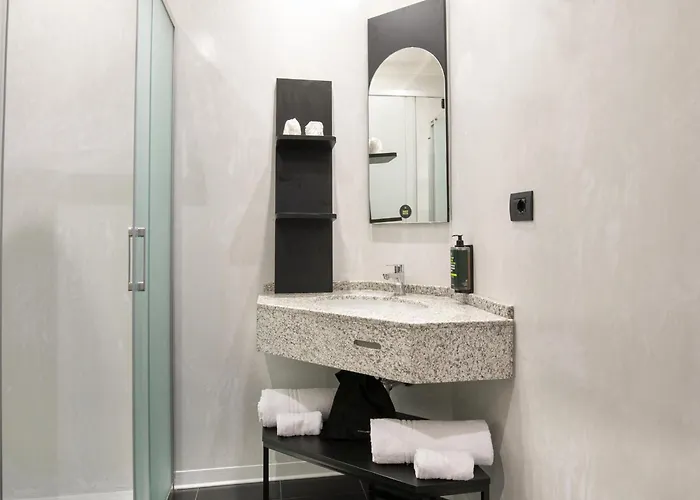 B&B Hotel Latina