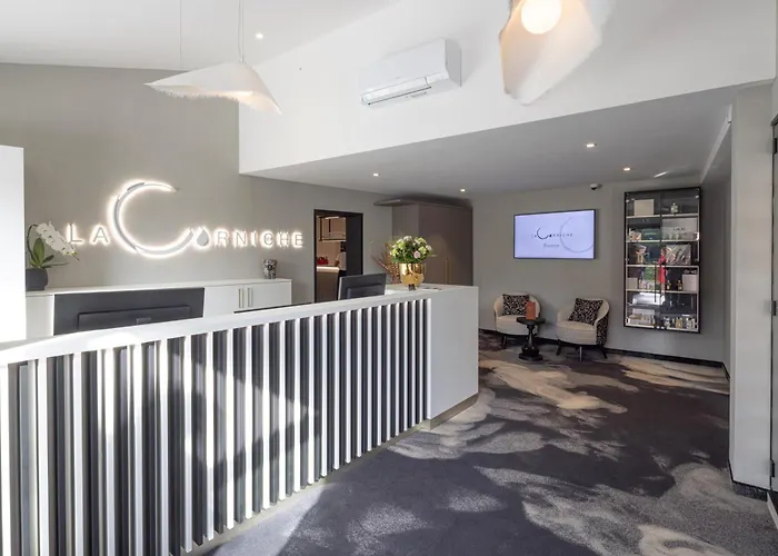 Lacorniche Hotel