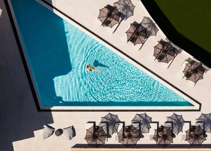 Nimfi Suites