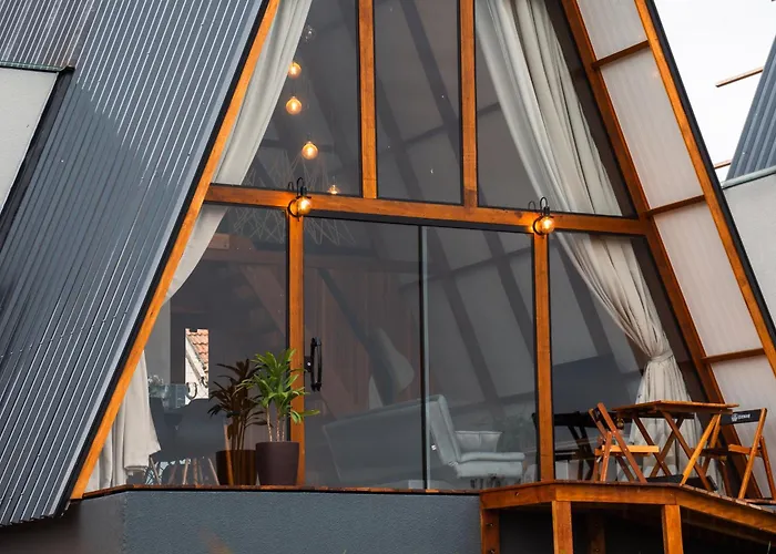 Mont Hermon Hotel Castro