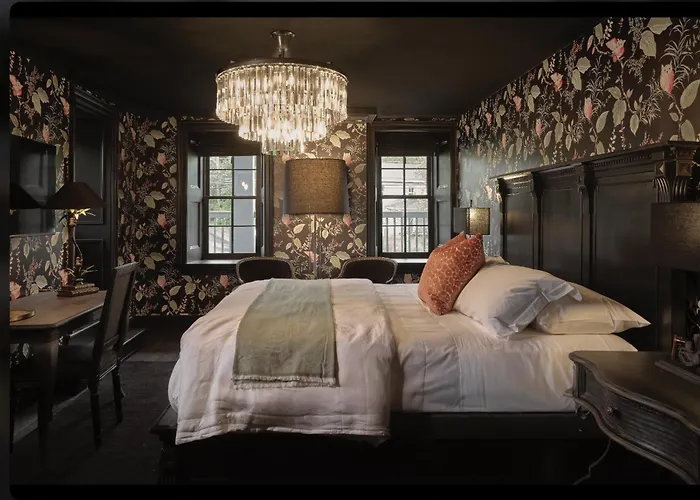 Carversville Inn