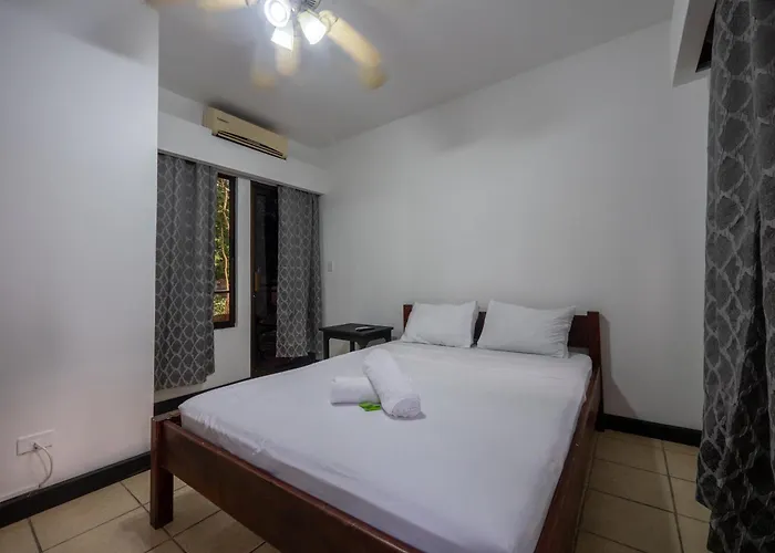 Hotel Manuel Antonio Inn