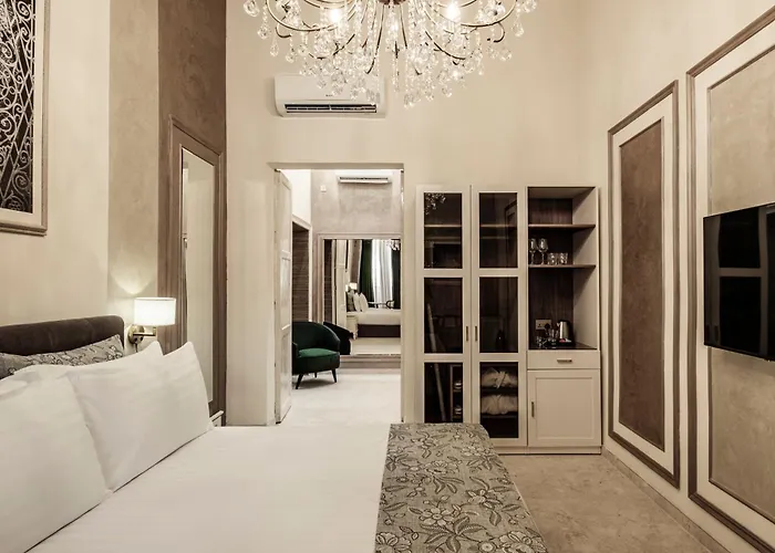 Sterling Luxury Suites Valletta