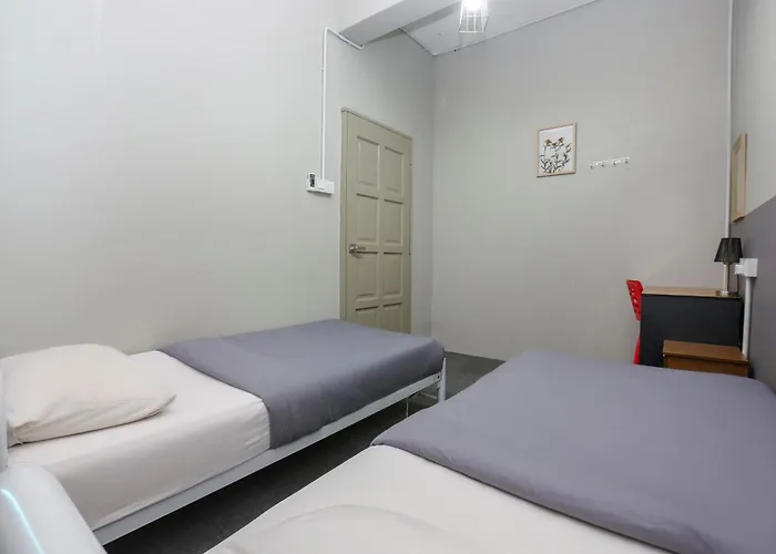 Bed Station Guest House