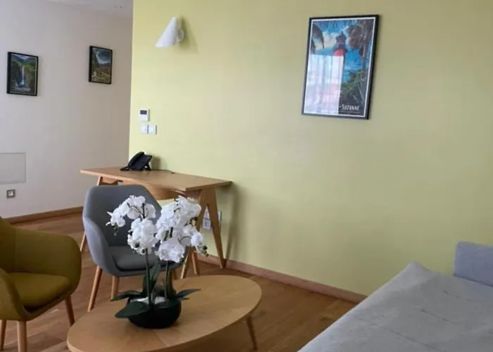 Le Paille en Queue - Hôtel d'Application - Lycée Christian Antou