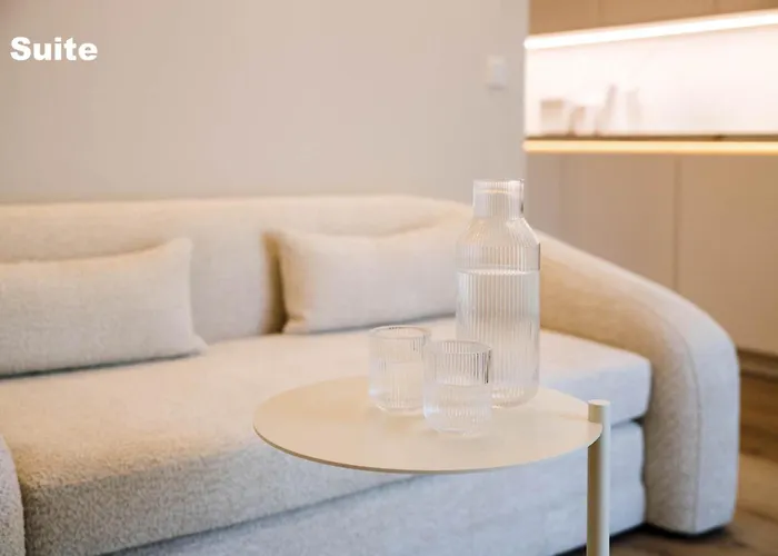 Lindgold Apartments