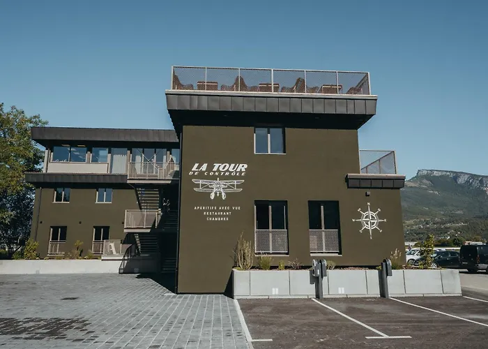 La Tour de Contrôle - Hébergements Autonomes