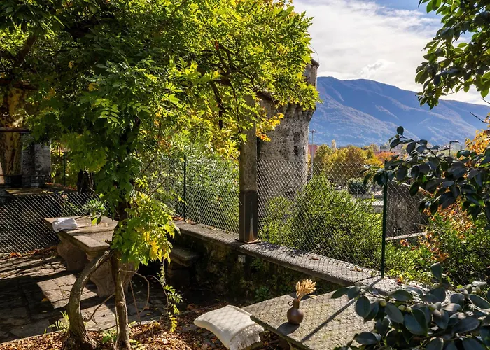 Schloss Locarno - Suites & Apartments